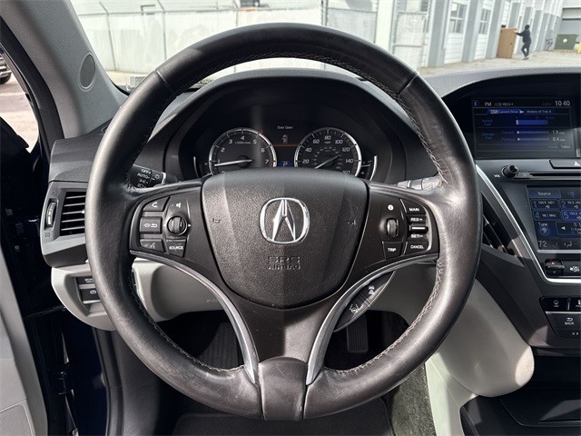 Acura MDX Vehicle Full-screen Gallery Image 14
