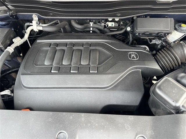 Acura MDX Vehicle Full-screen Gallery Image 34