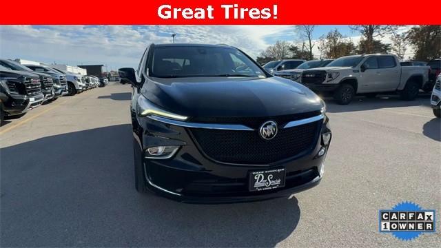 Buick Enclave Vehicle Full-screen Gallery Image 03