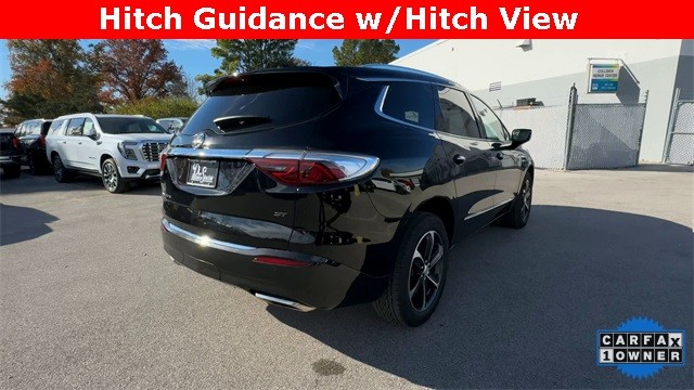 Buick Enclave Vehicle Full-screen Gallery Image 10