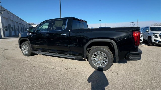 GMC Sierra 1500 Vehicle Full-screen Gallery Image 06