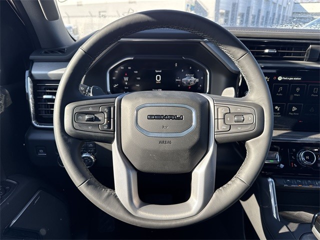 GMC Sierra 1500 Vehicle Full-screen Gallery Image 14