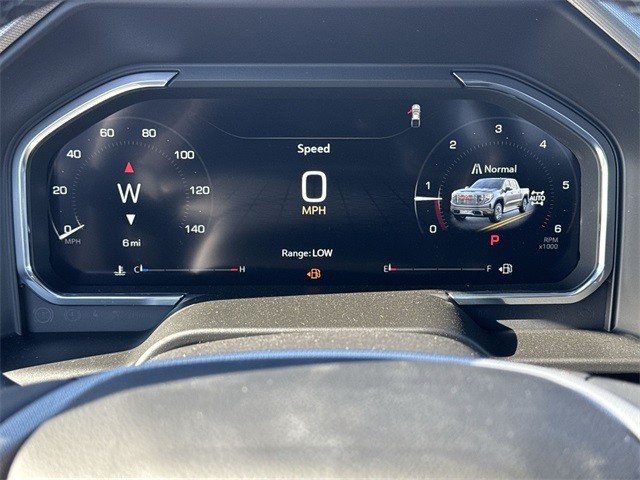 GMC Sierra 1500 Vehicle Full-screen Gallery Image 15