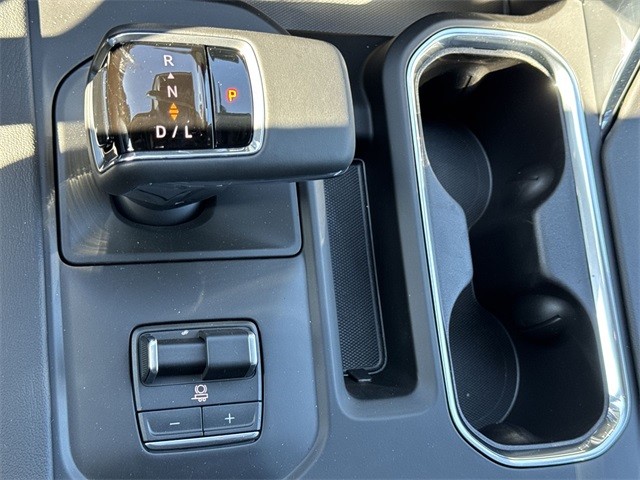 GMC Sierra 1500 Vehicle Full-screen Gallery Image 20