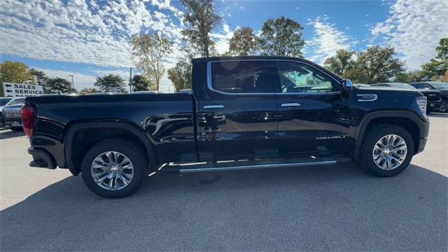 GMC Sierra 1500 Vehicle Full-screen Gallery Image 09