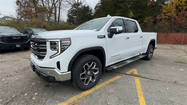 GMC Sierra 1500 Vehicle Full-screen Gallery Image 04