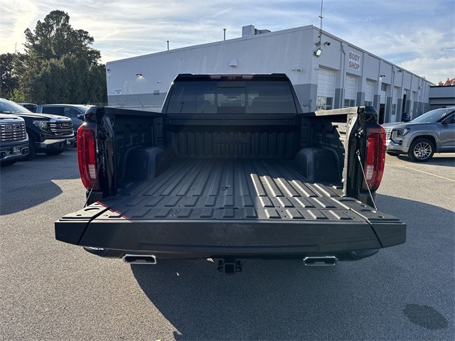 GMC Sierra 1500 Vehicle Full-screen Gallery Image 23