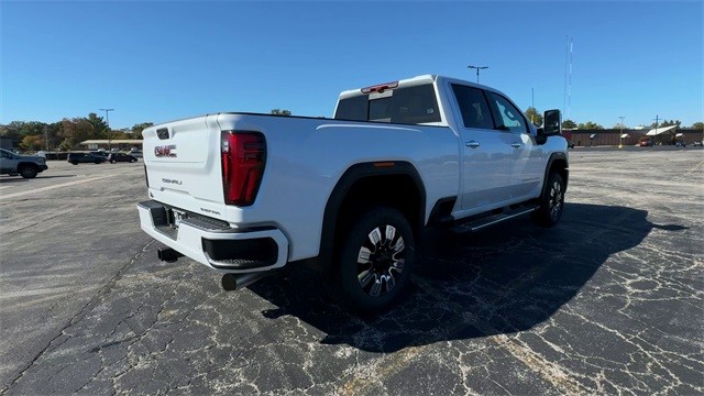 GMC Sierra 2500HD Vehicle Full-screen Gallery Image 08
