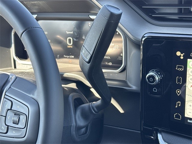 GMC Sierra 2500HD Vehicle Full-screen Gallery Image 20