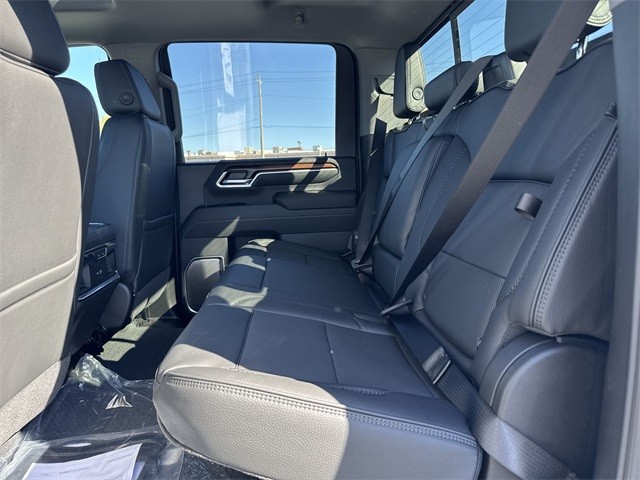 GMC Sierra 2500HD Vehicle Full-screen Gallery Image 23