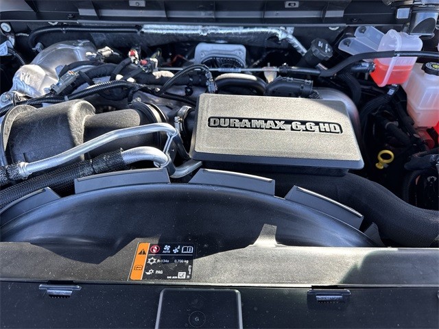 GMC Sierra 2500HD Vehicle Full-screen Gallery Image 26