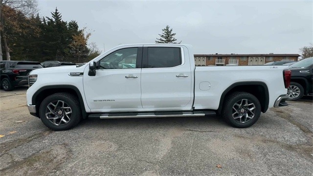 GMC Sierra 1500 Vehicle Full-screen Gallery Image 05