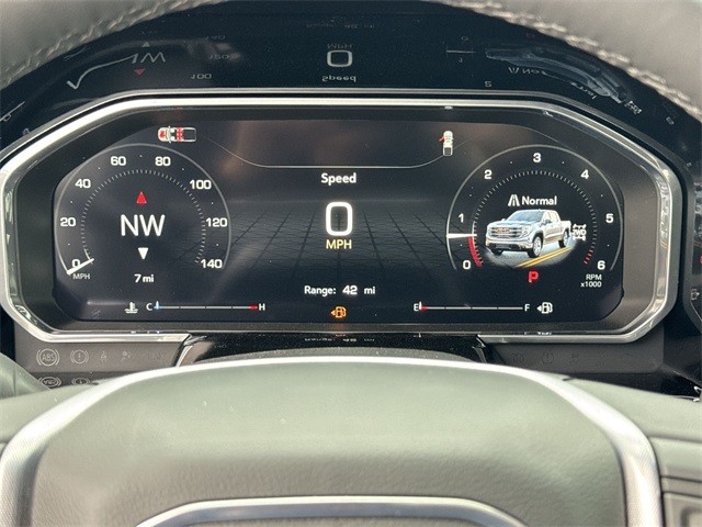 GMC Sierra 1500 Vehicle Full-screen Gallery Image 15