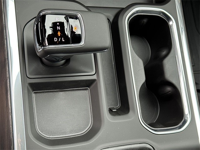 GMC Sierra 1500 Vehicle Full-screen Gallery Image 20