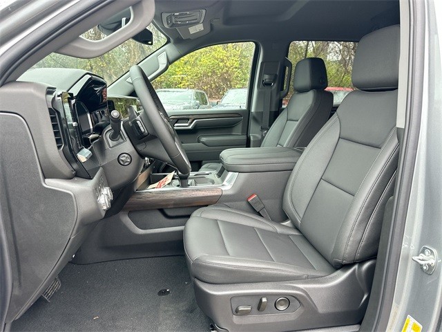 GMC Sierra 1500 Vehicle Full-screen Gallery Image 11