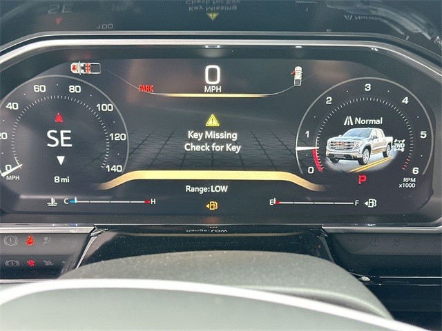 GMC Sierra 1500 Vehicle Full-screen Gallery Image 15