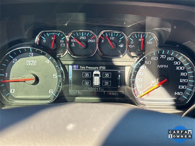 GMC Yukon Vehicle Full-screen Gallery Image 15