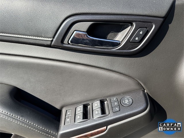 GMC Yukon Vehicle Full-screen Gallery Image 27