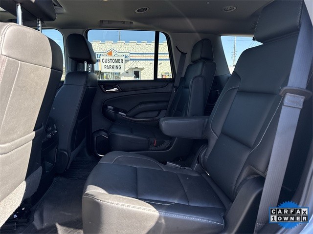 GMC Yukon Vehicle Full-screen Gallery Image 29