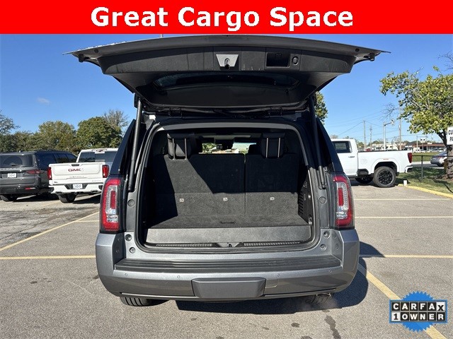 GMC Yukon Vehicle Full-screen Gallery Image 30