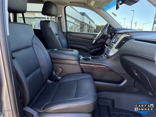 GMC Yukon Vehicle Full-screen Gallery Image 32