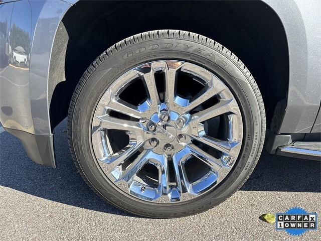 GMC Yukon Vehicle Full-screen Gallery Image 37