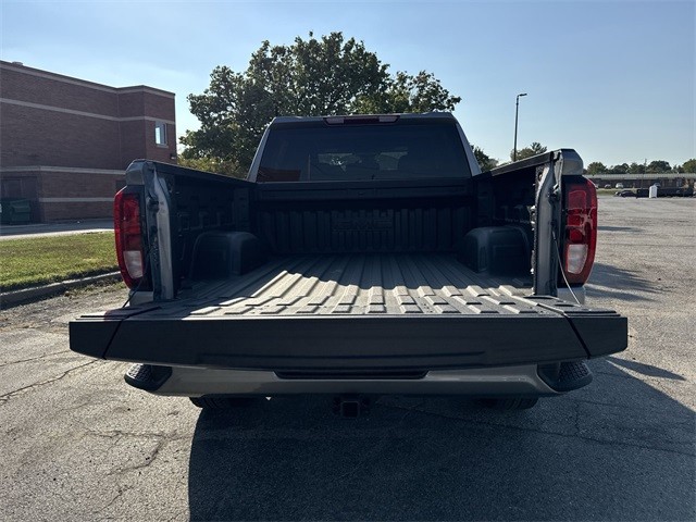 GMC Sierra 1500 Vehicle Full-screen Gallery Image 23