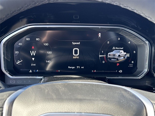 GMC Sierra 1500 Vehicle Full-screen Gallery Image 15