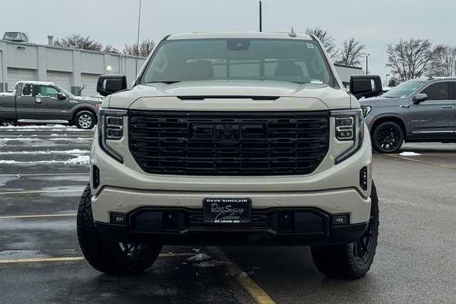 GMC Sierra 1500 Vehicle Full-screen Gallery Image 03