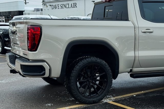 GMC Sierra 1500 Vehicle Full-screen Gallery Image 21