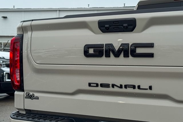 GMC Sierra 1500 Vehicle Full-screen Gallery Image 23