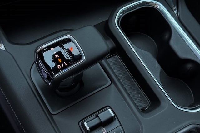 GMC Sierra 1500 Vehicle Full-screen Gallery Image 48