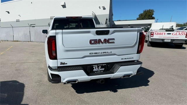GMC Sierra 1500 Vehicle Full-screen Gallery Image 07