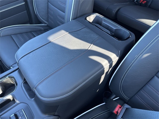 GMC Sierra 1500 Vehicle Full-screen Gallery Image 21