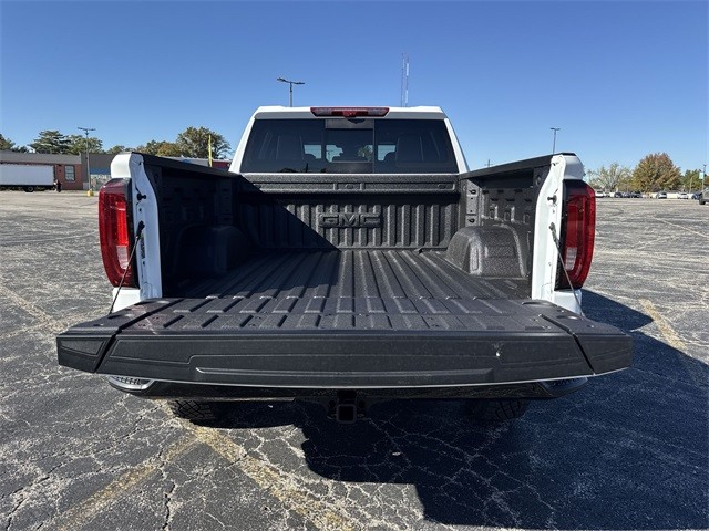 GMC Sierra 1500 Vehicle Full-screen Gallery Image 24