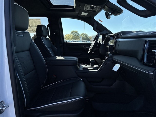 GMC Sierra 1500 Vehicle Full-screen Gallery Image 25