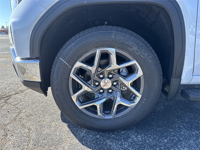 GMC Sierra 1500 Vehicle Full-screen Gallery Image 10