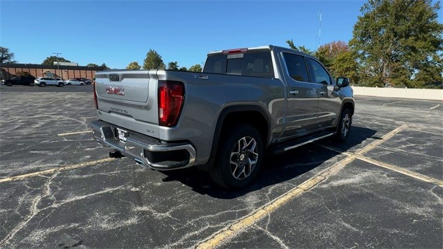 GMC Sierra 1500 Vehicle Full-screen Gallery Image 08
