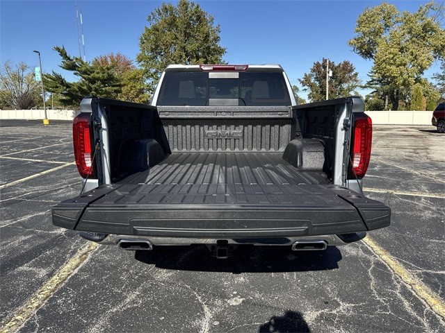 GMC Sierra 1500 Vehicle Full-screen Gallery Image 24