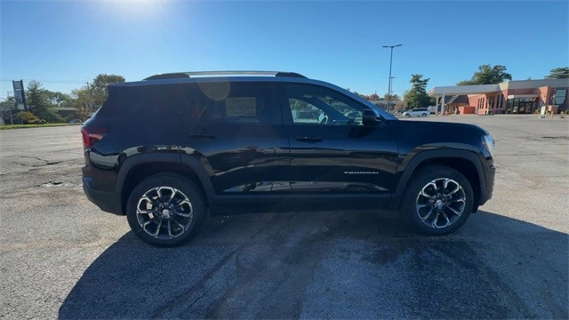 GMC Terrain Vehicle Full-screen Gallery Image 09