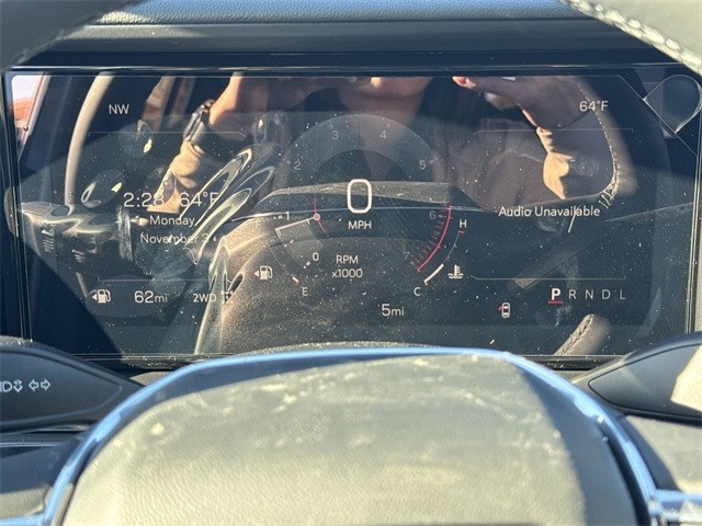 GMC Terrain Vehicle Full-screen Gallery Image 15