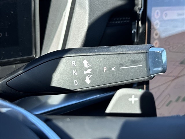 GMC Terrain Vehicle Full-screen Gallery Image 20