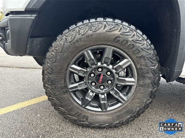 GMC Sierra 1500 Vehicle Full-screen Gallery Image 38