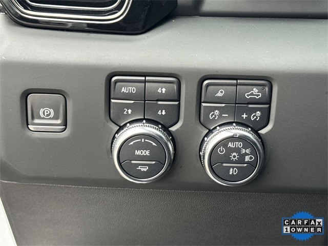 GMC Sierra 1500 Vehicle Full-screen Gallery Image 40