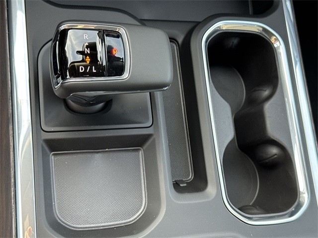 GMC Sierra 1500 Vehicle Full-screen Gallery Image 20