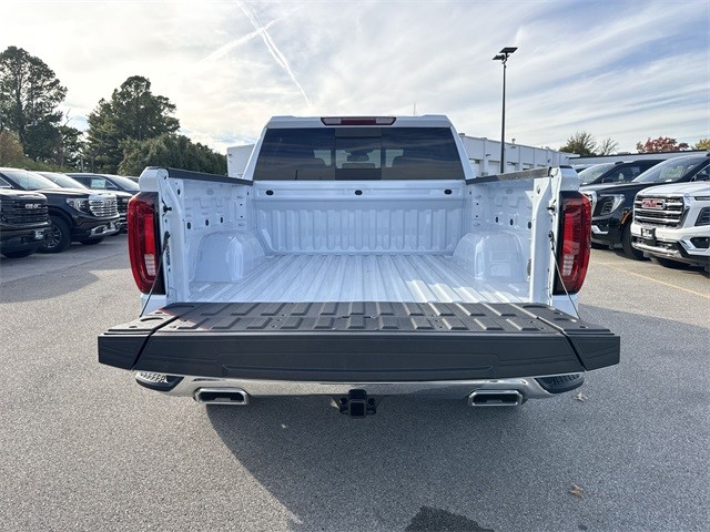 GMC Sierra 1500 Vehicle Full-screen Gallery Image 24