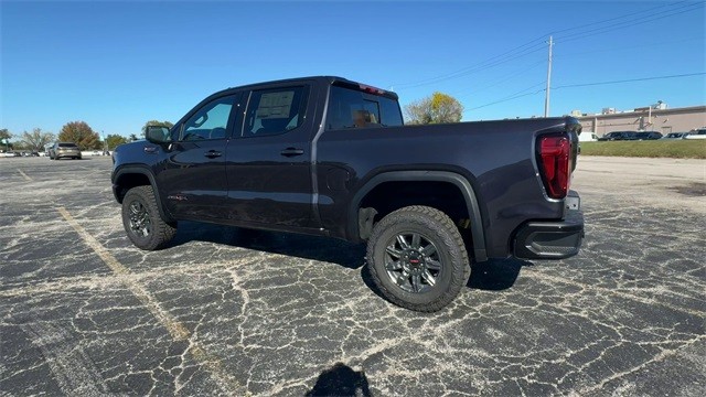 GMC Sierra 1500 Vehicle Full-screen Gallery Image 06