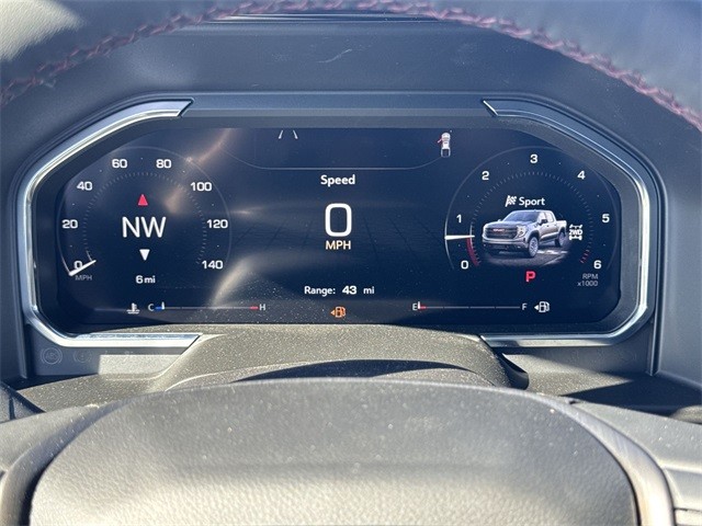 GMC Sierra 1500 Vehicle Full-screen Gallery Image 15