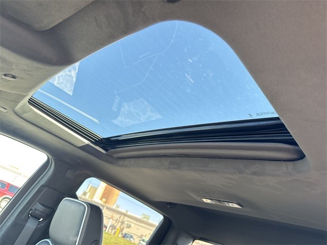 GMC Sierra 1500 Vehicle Full-screen Gallery Image 22