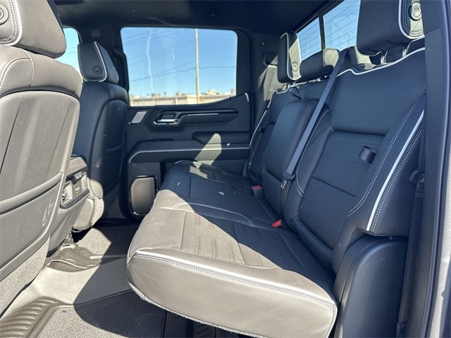 GMC Sierra 1500 Vehicle Full-screen Gallery Image 23